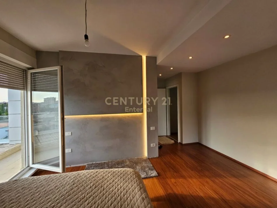 Tirane, shitet apartament 2+1 Kati 7, 108 m² 200.000 € 