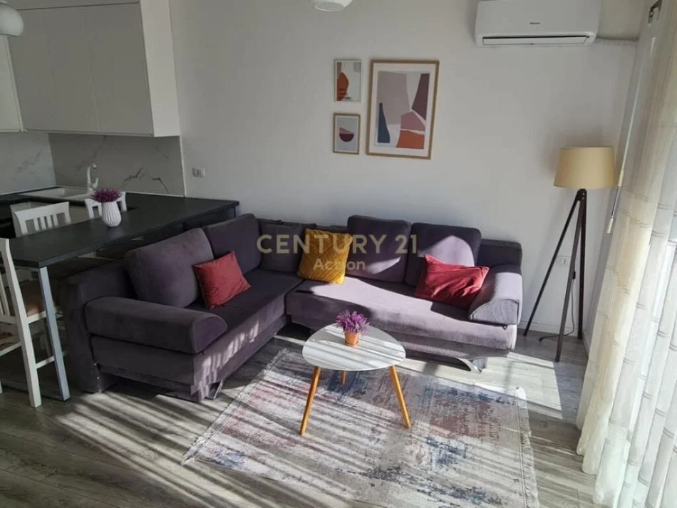 𝐓𝐢𝐫𝐚𝐧𝐞, 𝐣𝐞𝐩𝐞𝐭 𝐦𝐞 𝐪𝐞𝐫𝐚 𝐚𝐩𝐚𝐫𝐭𝐚𝐦𝐞𝐧𝐭 𝟐+𝟏 𝐊𝐚𝐭𝐢 𝟔, 𝟓𝟗 𝐦² 𝟔𝟐𝟎 € (𝐊𝐨𝐦𝐩𝐥𝐞𝐤𝐬𝐢 𝐌𝐚𝐠𝐧𝐞𝐭, 𝟐𝟏 𝐃𝐡𝐣𝐞𝐭𝐨𝐫𝐢)