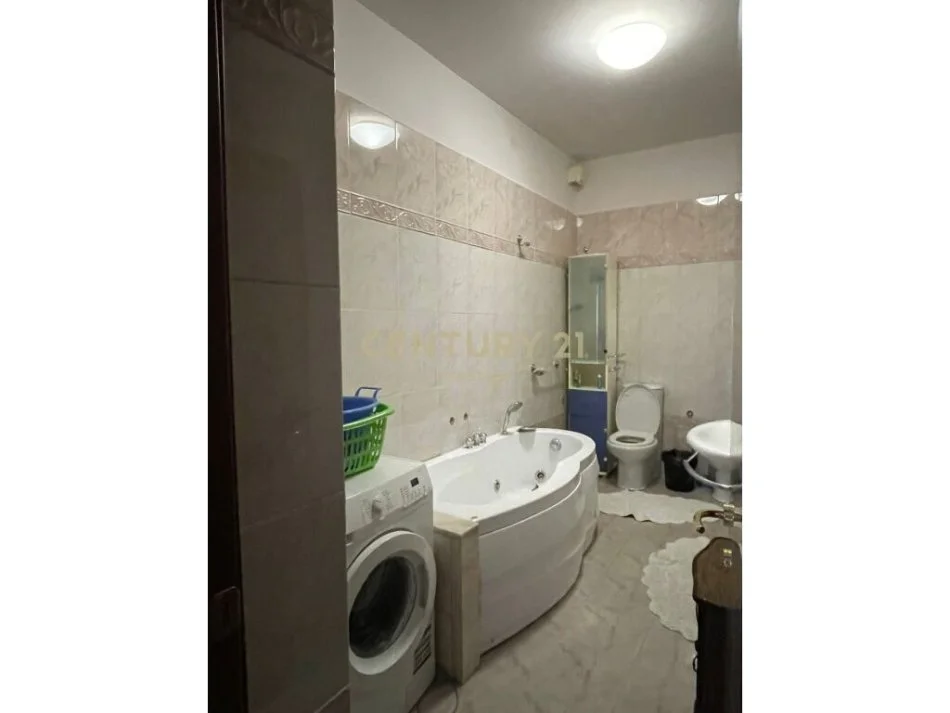 APARTAMENT 2+1+2 ME QIRA PALLATET AGIMI, TIRANE!prestige100947