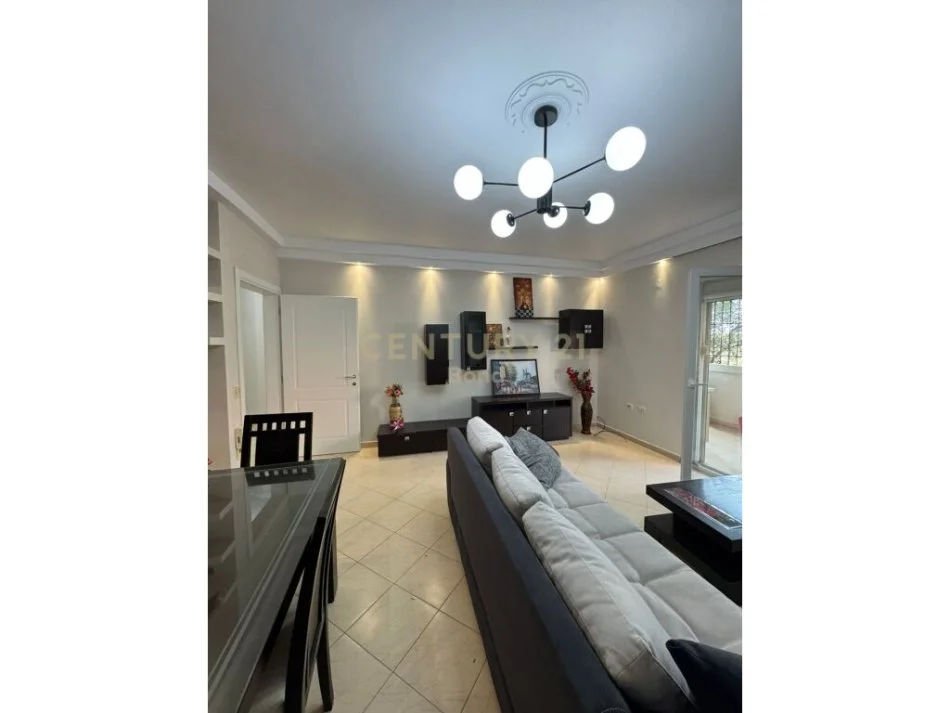 Tirane, shitet apartament 2+1+Ballkon Kati 1, 108 m² 127.000 € (Idris Dollaku)