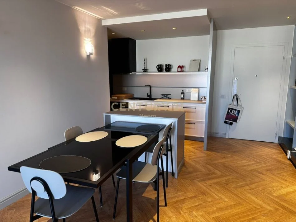 Tirane, shitet apartament 2+1 Kati 4, 107 m² 269.500 € (rruga e elbasanit)