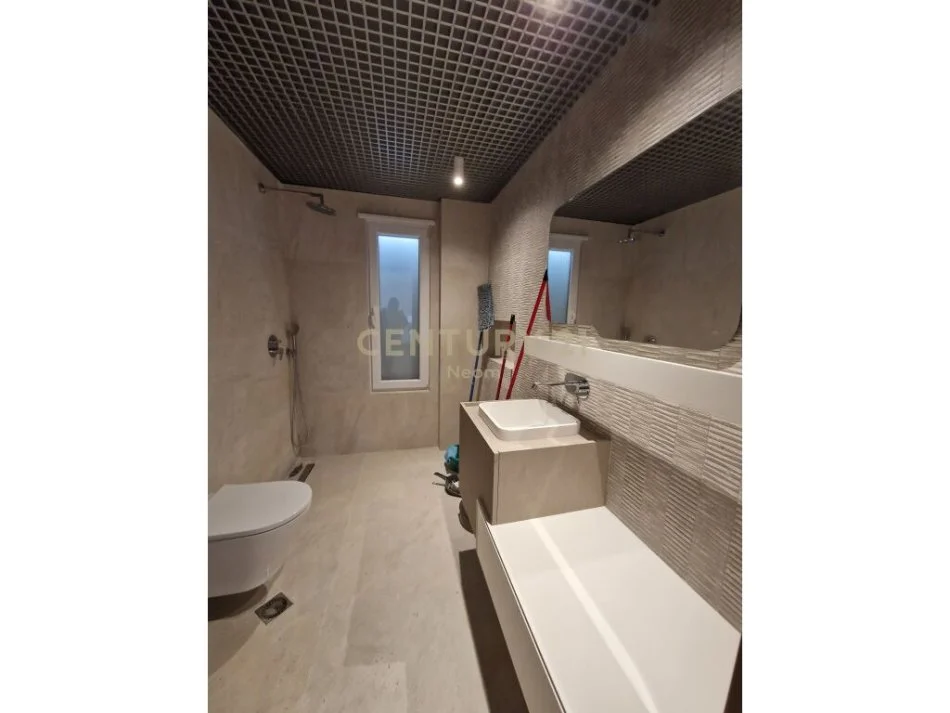 Tirane, shitet apartament 2+1 Kati 4, 107 m² 269.500 € (RRUGA E ELBASANIT)