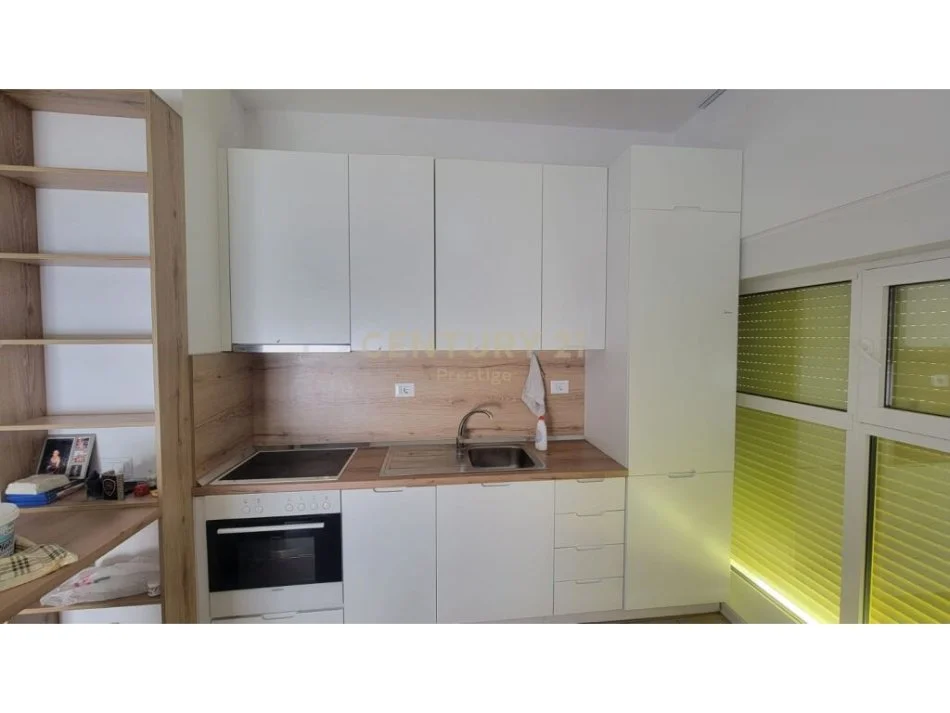 Tirane, jepet me qera apartament 1+1 Kati 1, 60 m² 500 € (zog te zi)