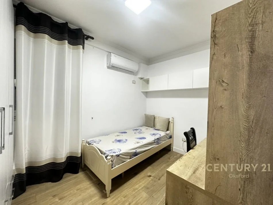 Tirane, shitet apartament 2+1+Aneks+Ballkon Kati 2, 165 m² 168.000 € (Kodra e Diellit)