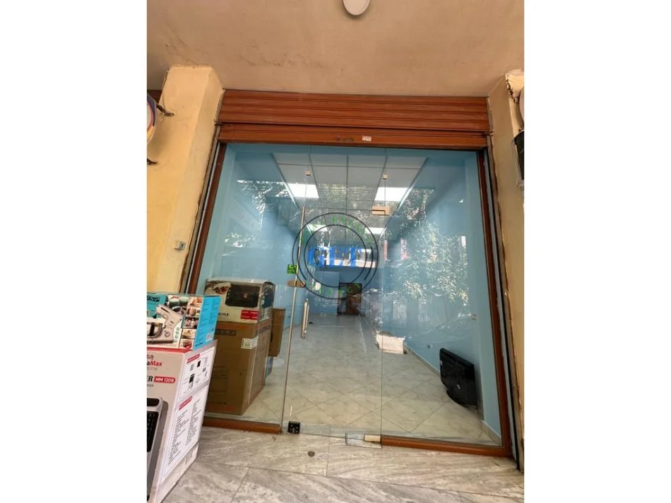 Durres, jepet me qera ambjent biznesi Kati 0, 50 m² 500 € (Ish Parku Sportiv)