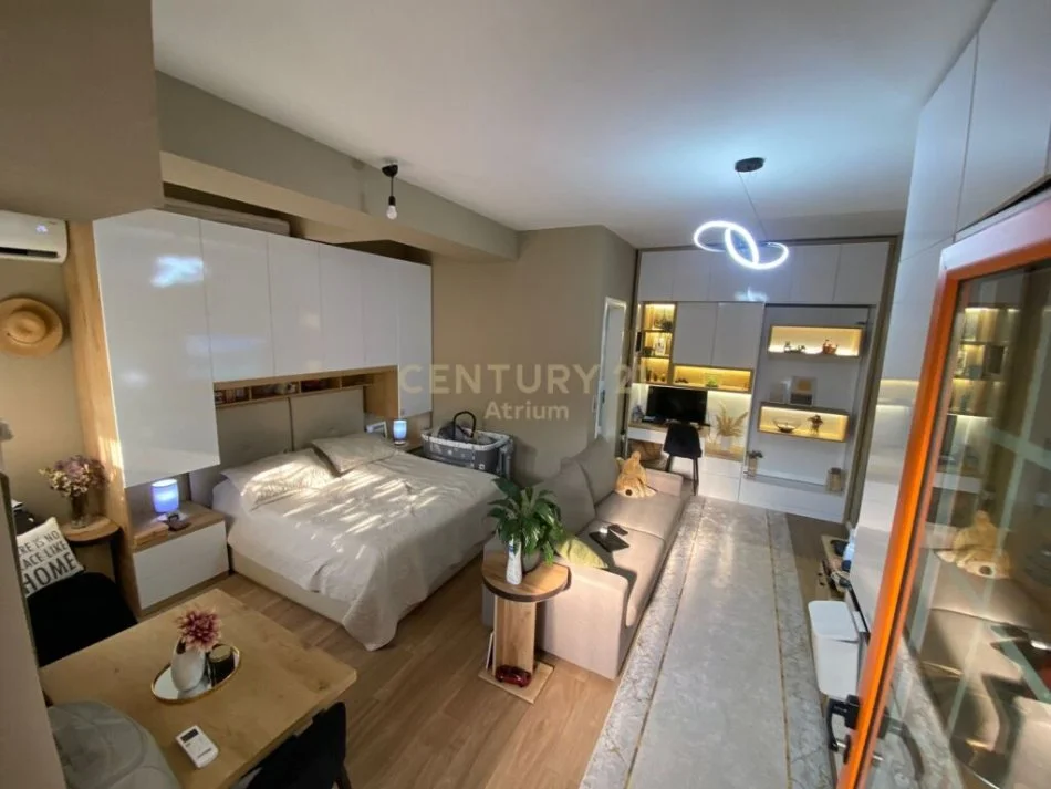 Tirane, shitet apartament 1+1 Kati 1, 42 m² 67.000 € (ali demi)