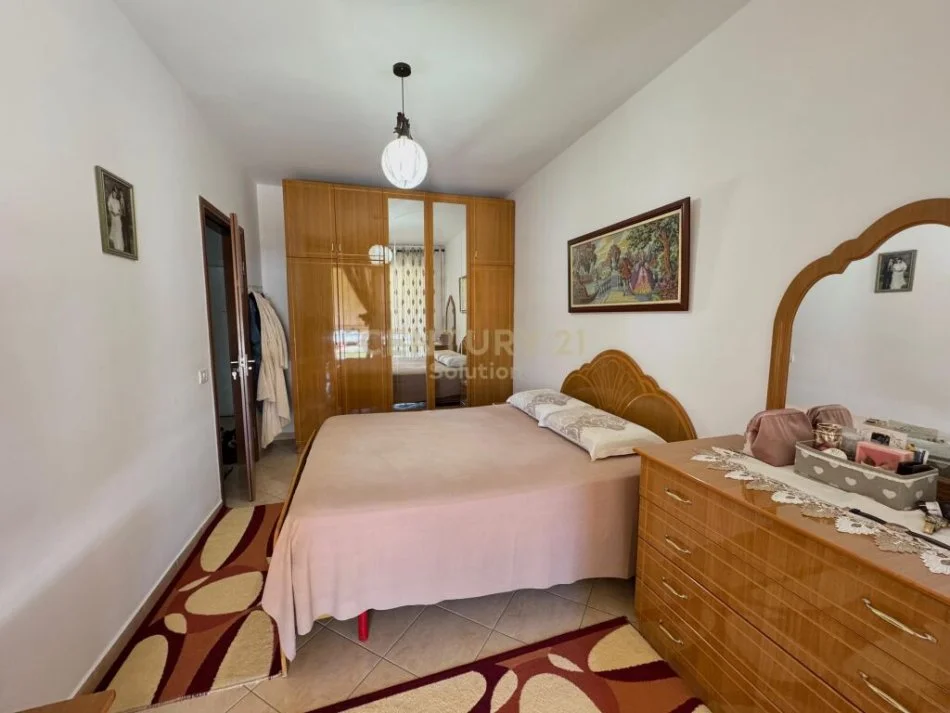 Tirane, shitet apartament 2+1 Kati 3, 94 m² 120.000 € 