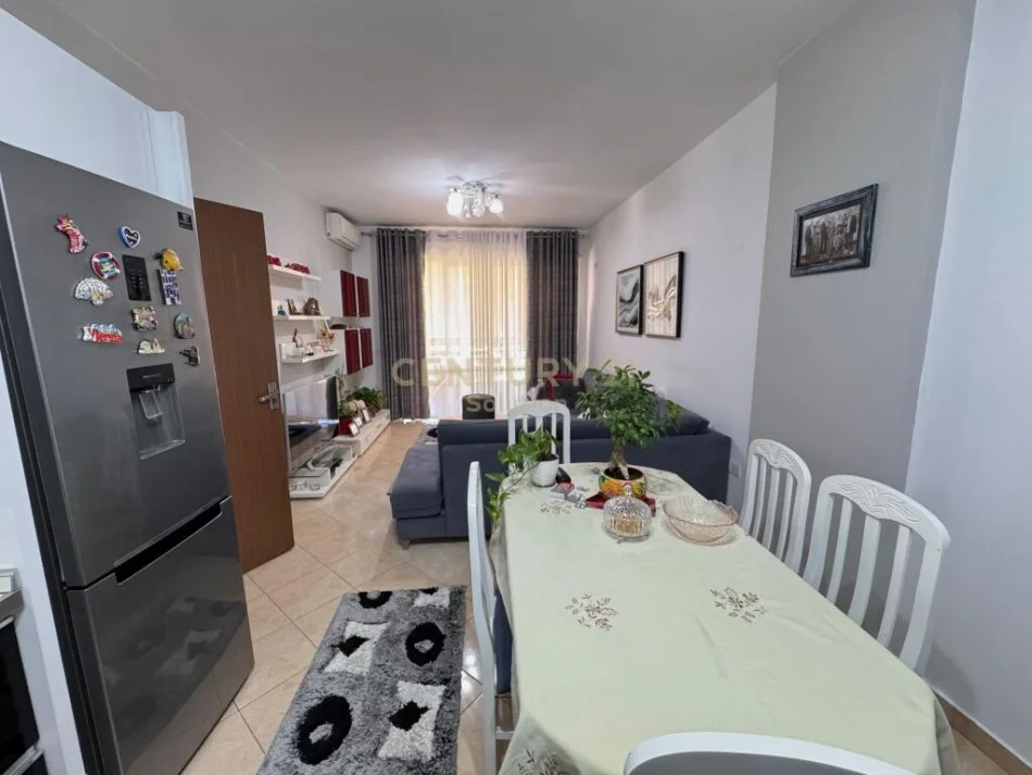 Tirane, shitet apartament 2+1 Kati 3, 94 m² 120.000 € (MISTO MAME)