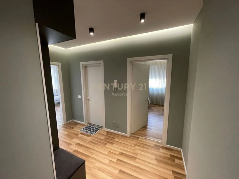 Tirane, shitet apartament 1+1 Kati 3, 114 m² 133.500 € (astir)