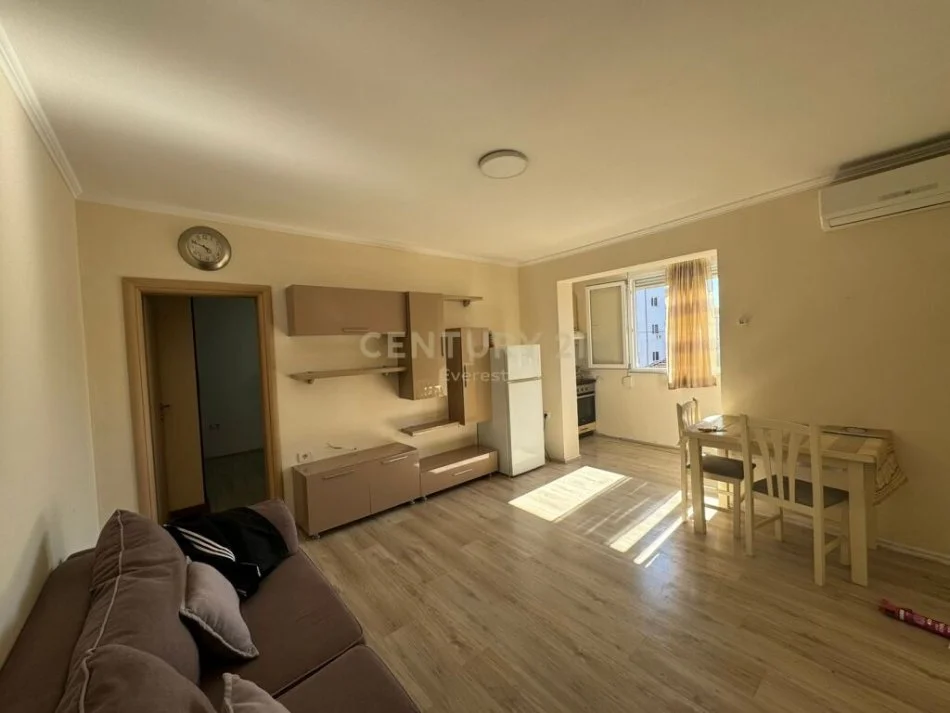 Tirane, shitet apartament 1+1 Kati 0, 43 m² 73.000 € (Ali dem)