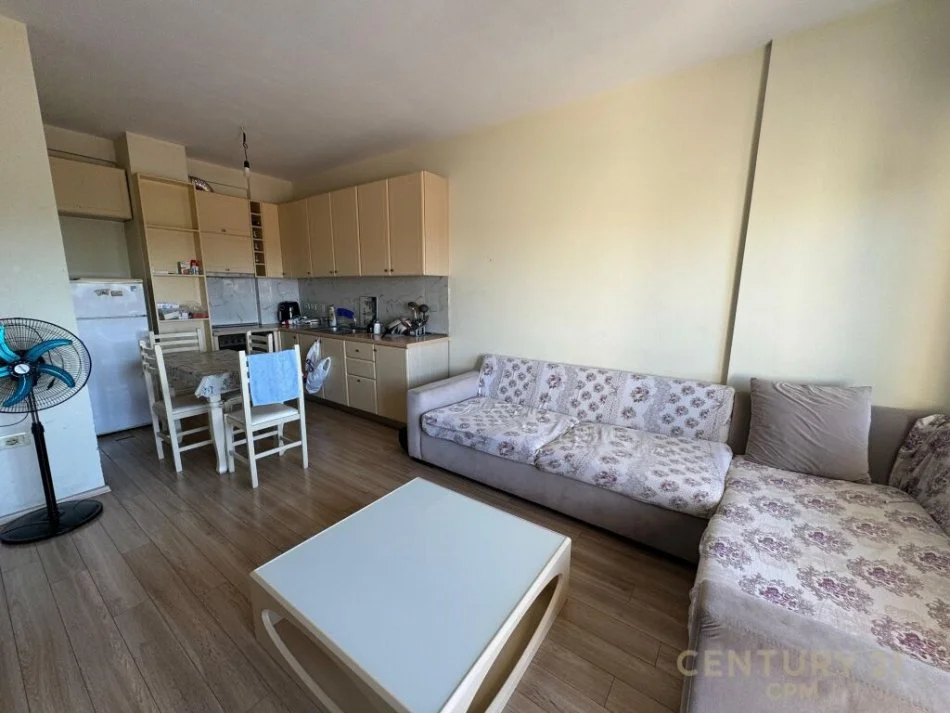 Tirane, shitet apartament 1+1+Ballkon Kati 7, 67 m² 130.000 € (Rruga e Elbasanit)