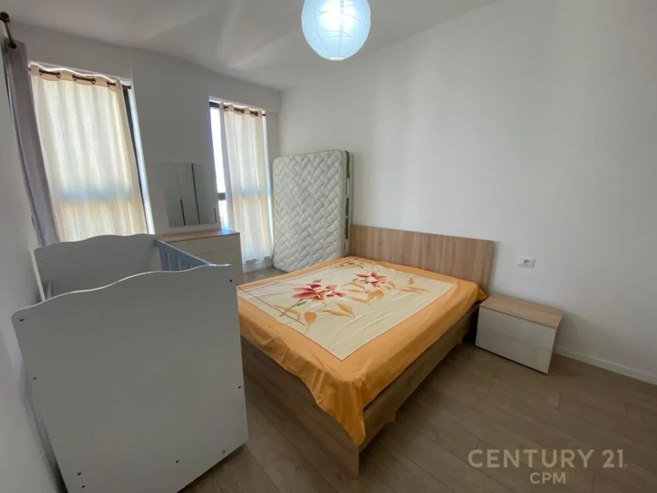 Tirane, jepet me qera apartament Kati 7, 70 m² 700 € 