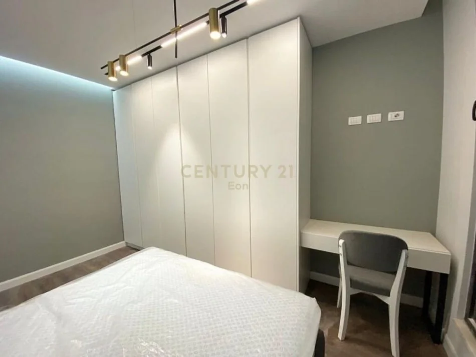 Tirane, shitet apartament 1+1 Kati 6, 68 m² 123.000 € (casa italia)