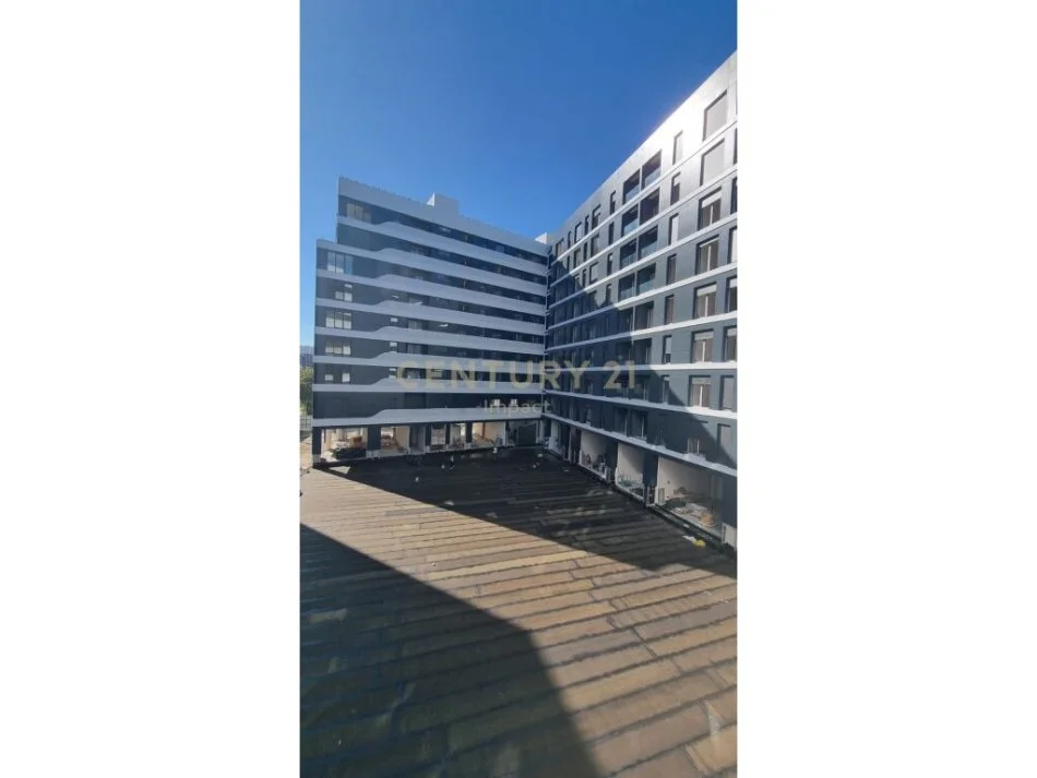 Tirane, shitet 2+1 Kati 4, 102 m² 155.000 € 