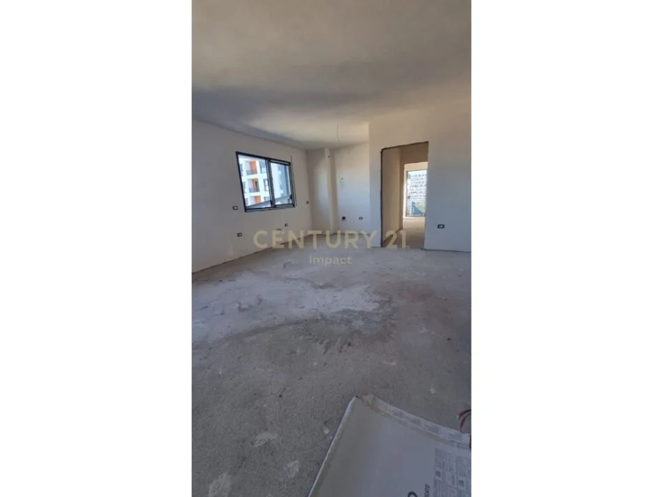 Tirane, shitet 2+1 Kati 4, 102 m² 155.000 € 