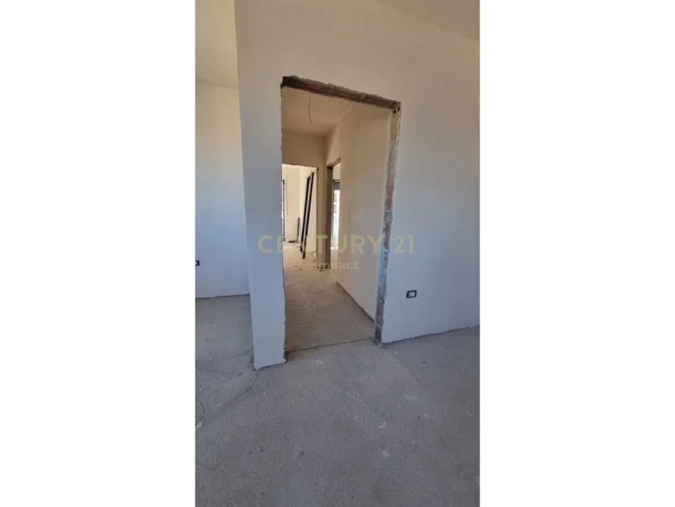 Tirane, shitet apartament 2+1 Kati 4, 102 m² 155.000 € (don bosko)