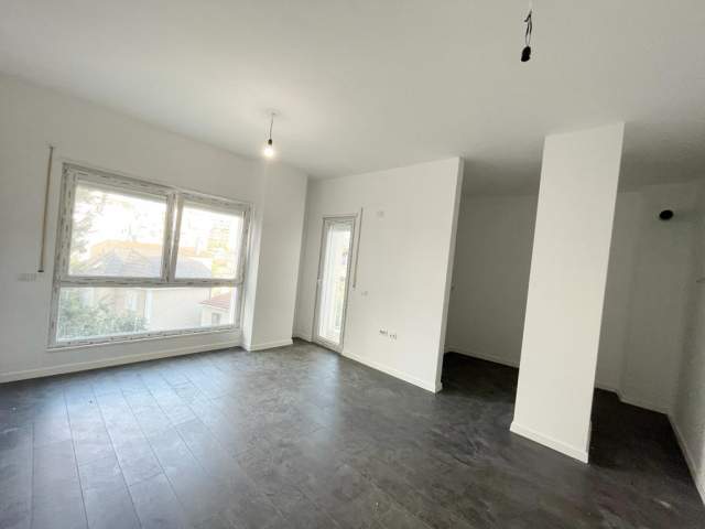 Tirane, shes apartament 1+1 Kati 3, 64 m² 131.600 Euro (Rruga e Barrikadave)