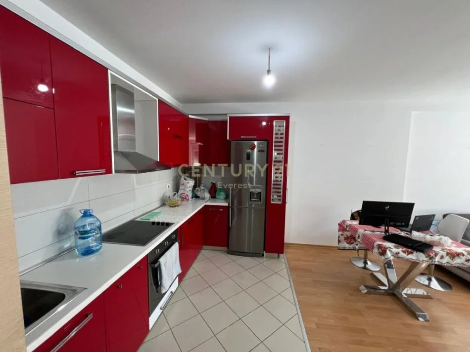 Tirane, shitet apartament 2+1 Kati 6, 97 m² 180.000 € (rruga ndre mjeda)