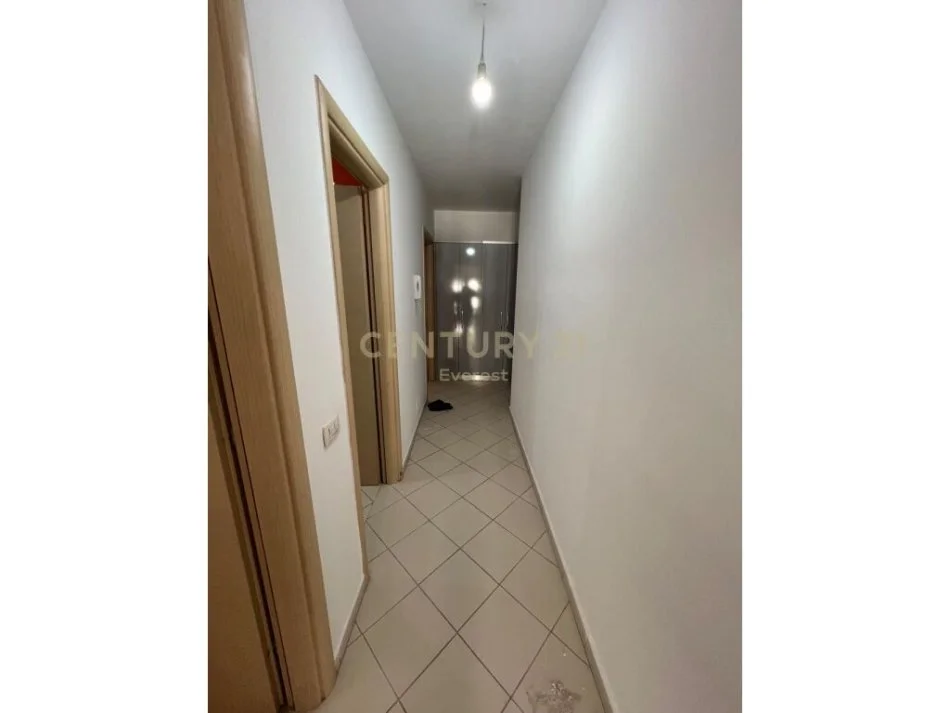 Tirane, shitet apartament 2+1 Kati 6, 97 m² 180.000 € (FROSINA PLAKU)
