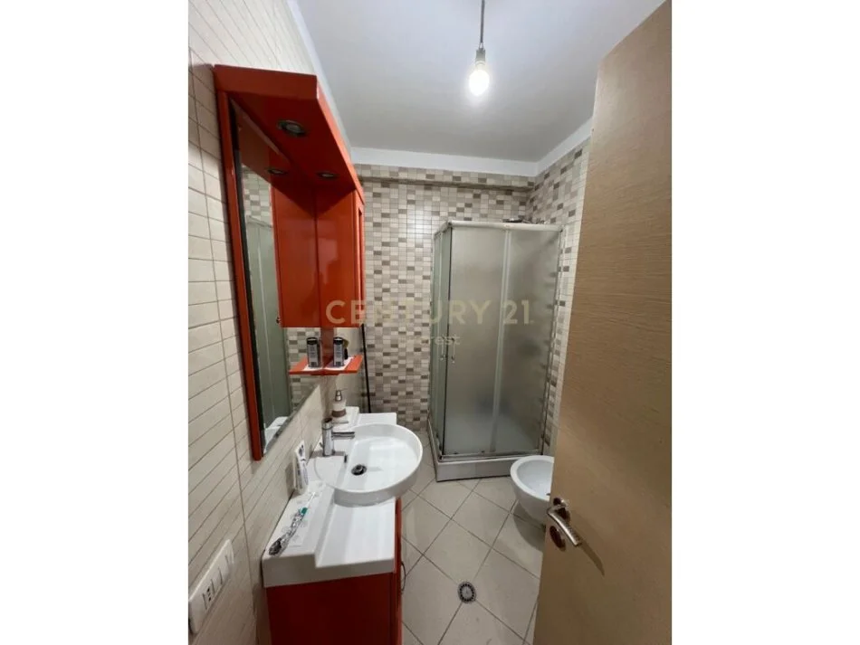 Tirane, shitet apartament 2+1 Kati 6, 97 m² 180.000 € (rruga ndre mjeda)