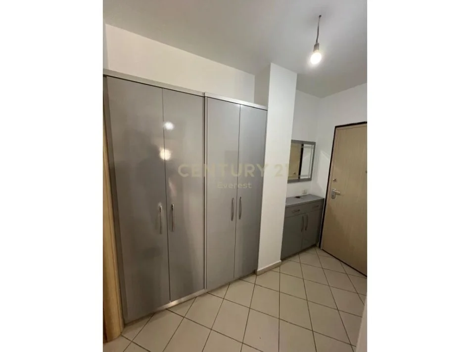 Tirane, shitet apartament 2+1 Kati 6, 97 m² 180.000 € (FROSINA PLAKU)