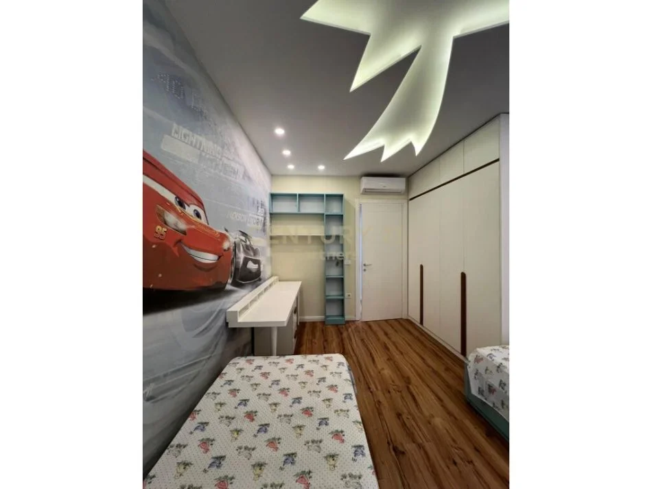 Tirane, jepet me qera apartament 2+1 Kati 2, 109 m² 1.000 € (rruga e kavajes)
