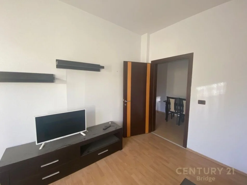 Tirane, shitet apartament 1+1 Kati 2, 66 m² 108.000 € 