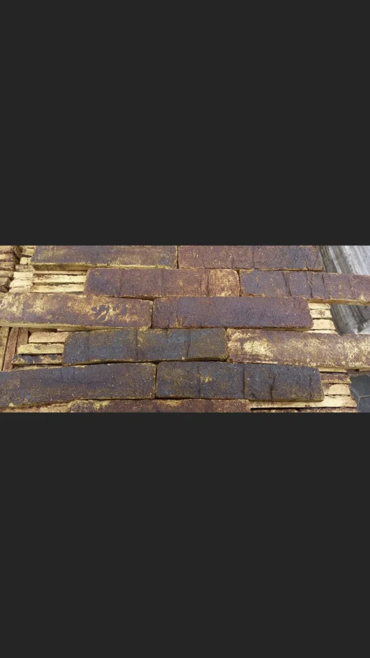 Pllaka balte veshje ambjentesh te ndryshme, aksesor dekorues antik, tulla shamat te teja dhe te perdorura, etj...🤲🤲🤲