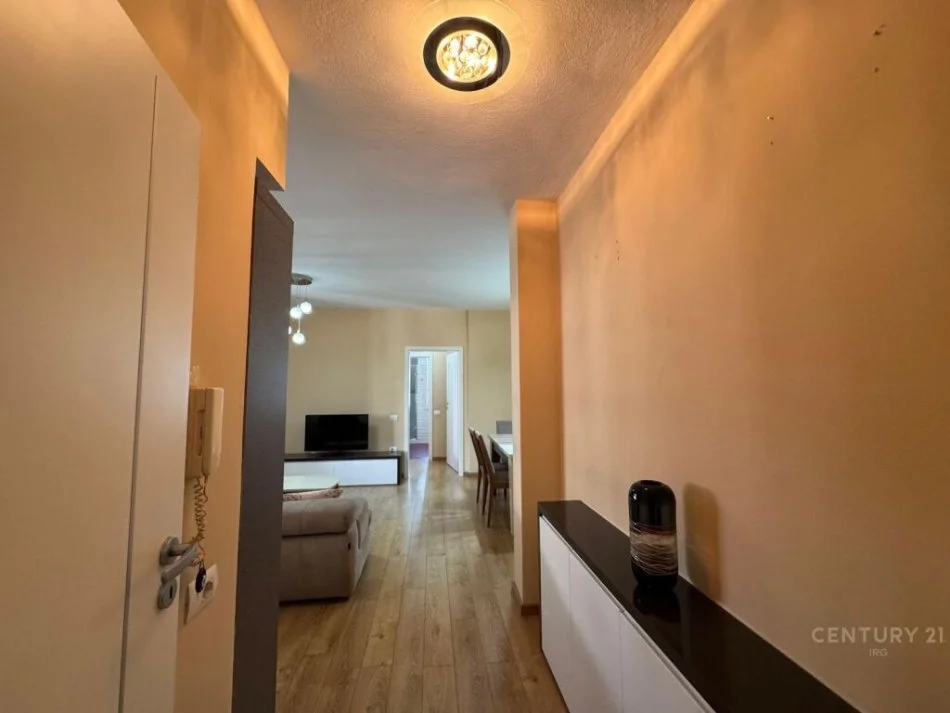 Tirane, jepet me qera apartament 1+1 Kati 6, 73 m² 600 € 