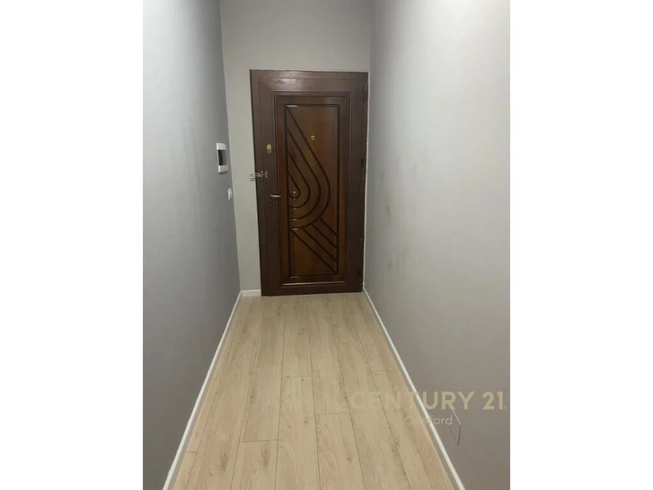 Tirane, shitet apartament 2+1 Kati 5, 73 m² 175.000 € (rruga e kavajes)