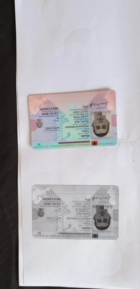 Tirane, shitet apartament 3+1+Ballkon Kati 2, 150 m² 140.000 € (shkoze)