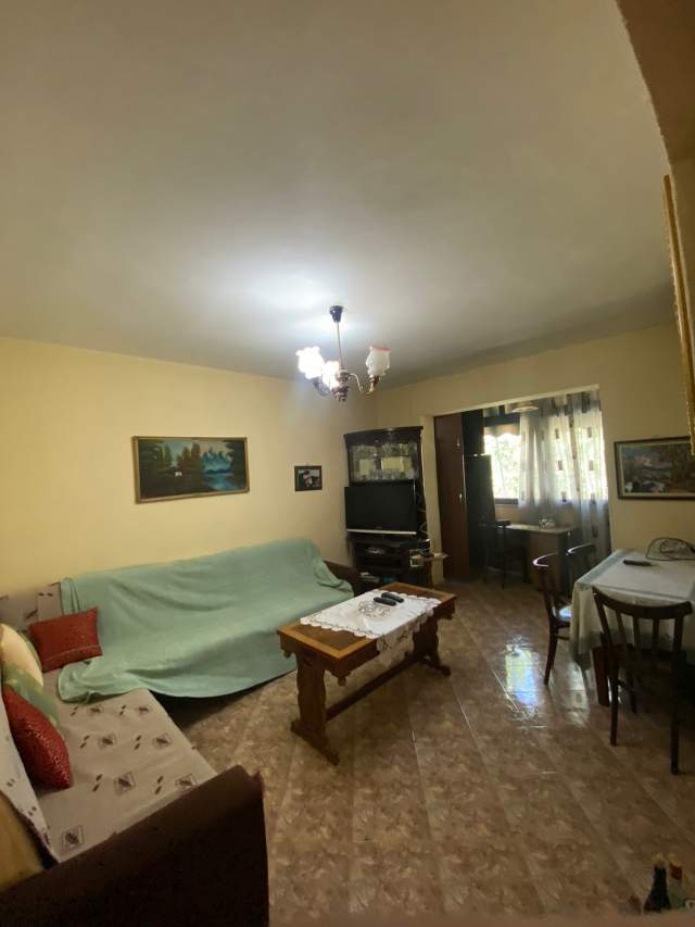 Tirane, ofert apartament 1+1+A+BLK Kati 4, 60 m² 300 Euro (Ferit xhajko)