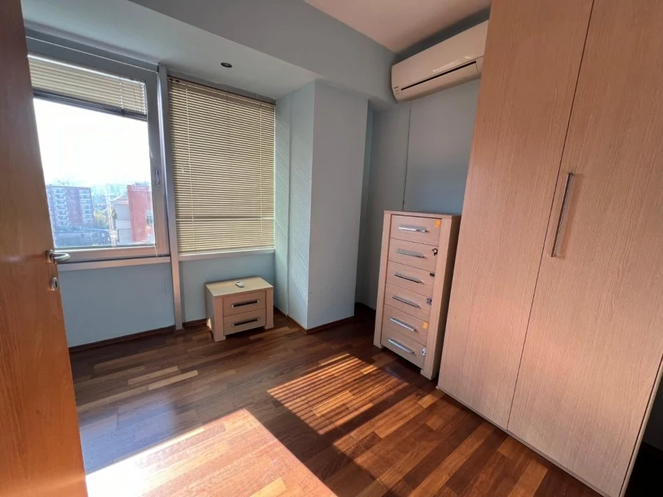 Tirane, shitet apartament 2+1+Ballkon Kati 9, 118 m² (Rruga e kavajes)