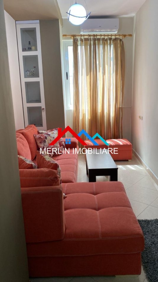 Tirane, jepet me qera apartament 1+1+Ballkon Kati 3, 74 m² 440 € (RRUGA MUHAMED DELIU,FRESK)