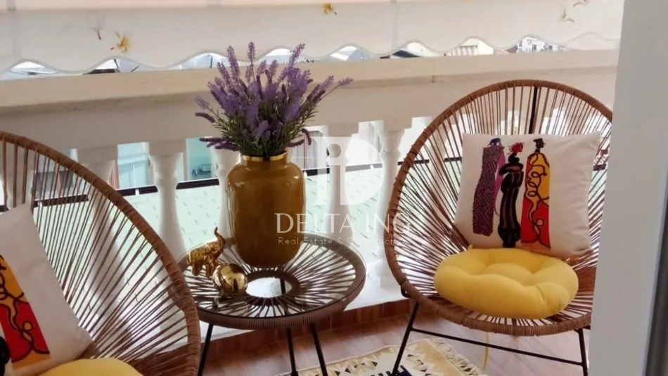 Tirane, jepet me qera apartament 1+1 Kati 4, 77 m² (Mozaiku Tiranës)