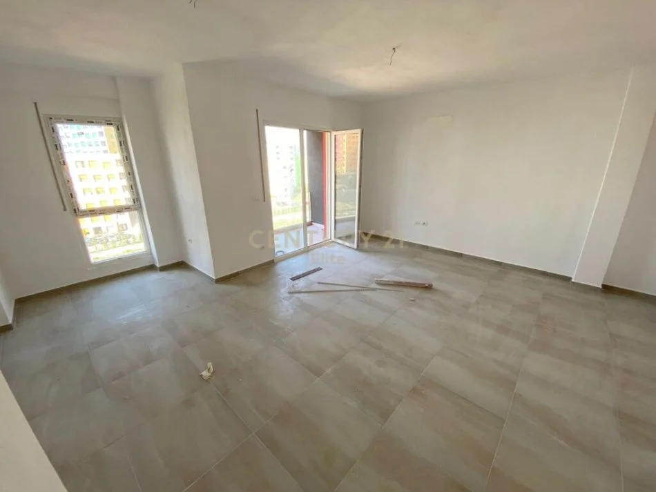 Tirane, shitet apartament 2+1 Kati 4, 112 m² 149.000 € (ali dem)
