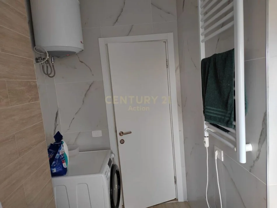 Tirane, shitet apartament 2+1 , 82 m² 120.000 € (fresk)