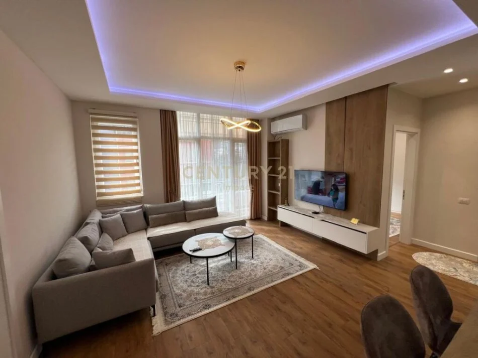 Tirane, shitet apartament 3+1+Ballkon Kati 1, 108 m² 215.000 € 