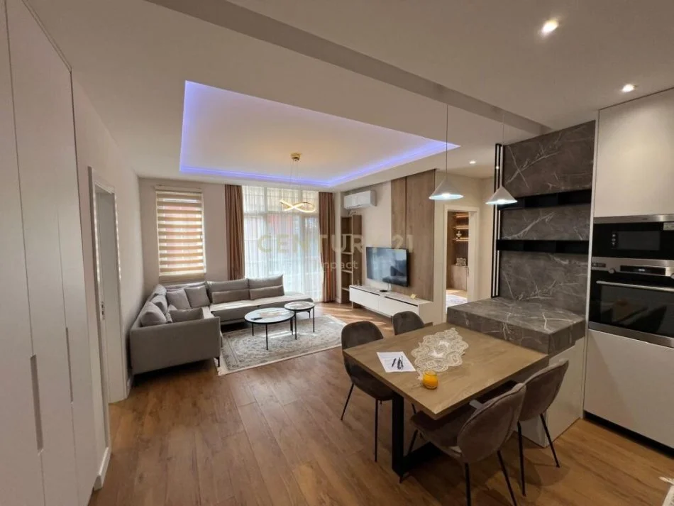 Tirane, shitet apartament 3+1+Ballkon Kati 1, 108 m² 215.000 € 