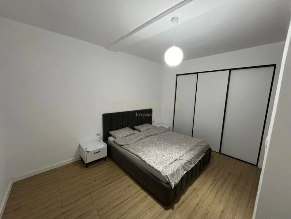 Tirane, shitet apartament 1+1 Kati 3, 83 m² 133.000 € (Selite)