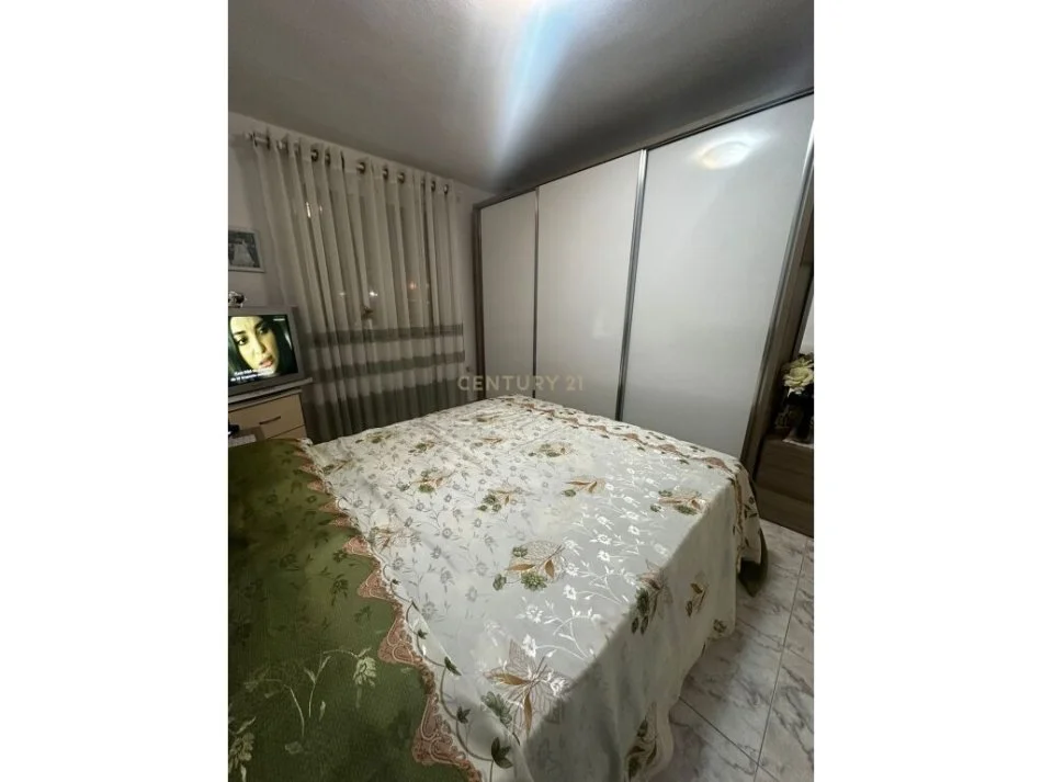 Tirane, shes apartament 1+1 Kati 3, 50 m² 105.000 € 