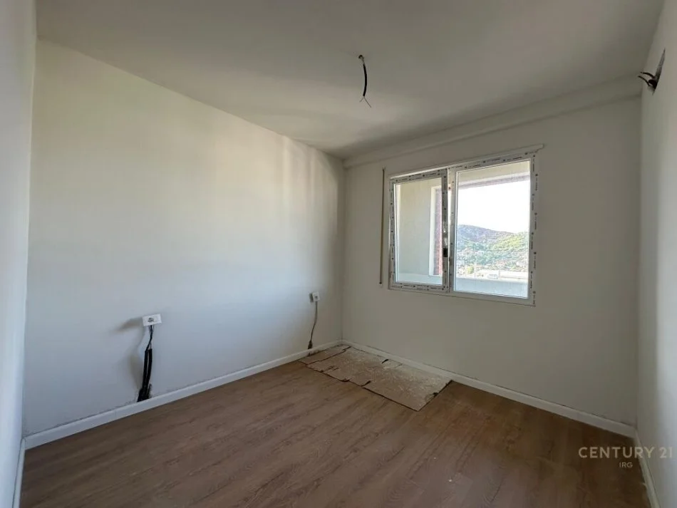 Tirane, shitet apartament 1+1 Kati 9, 70 m² 110.000 € 