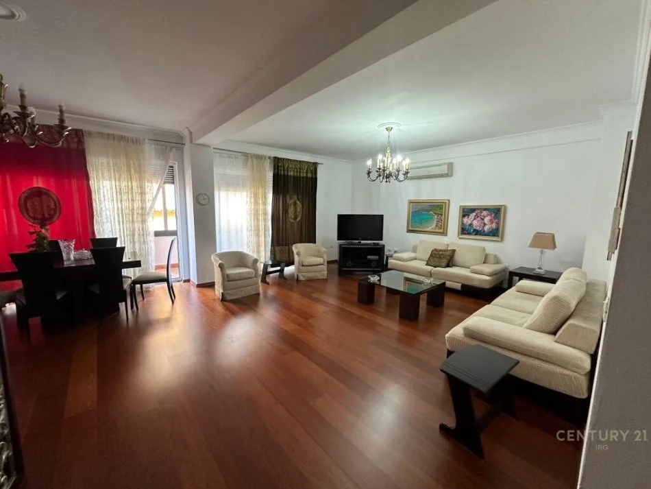 jepet me qera Kati 5, 150 m² 1.000 €