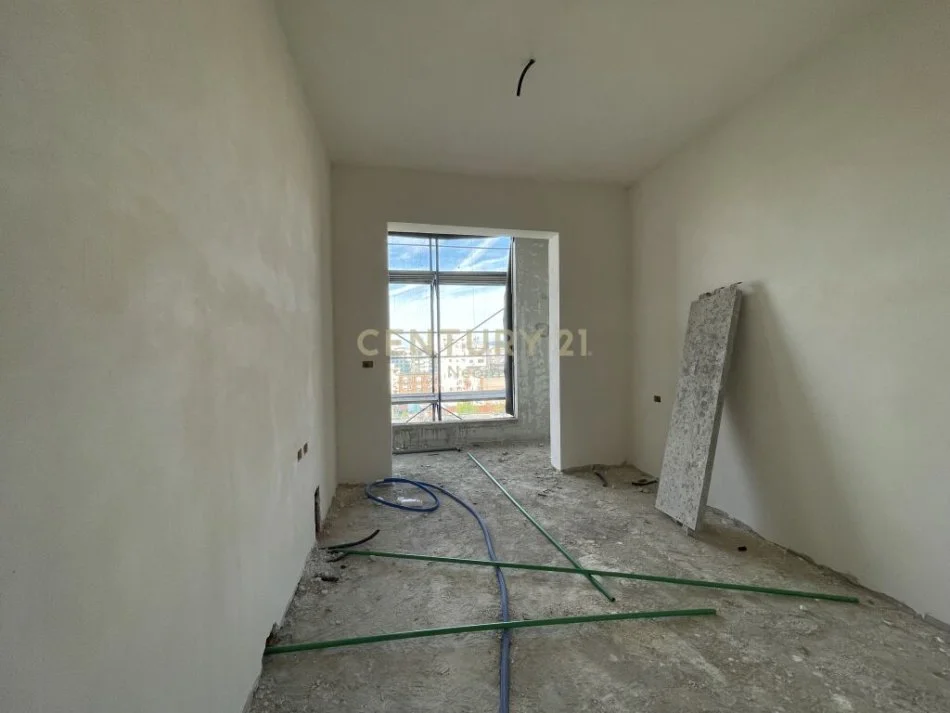 Shqiperi, shitet apartament 1+1 Kati 6, 70 m² 180.000 € (Rruga e Kavajes)