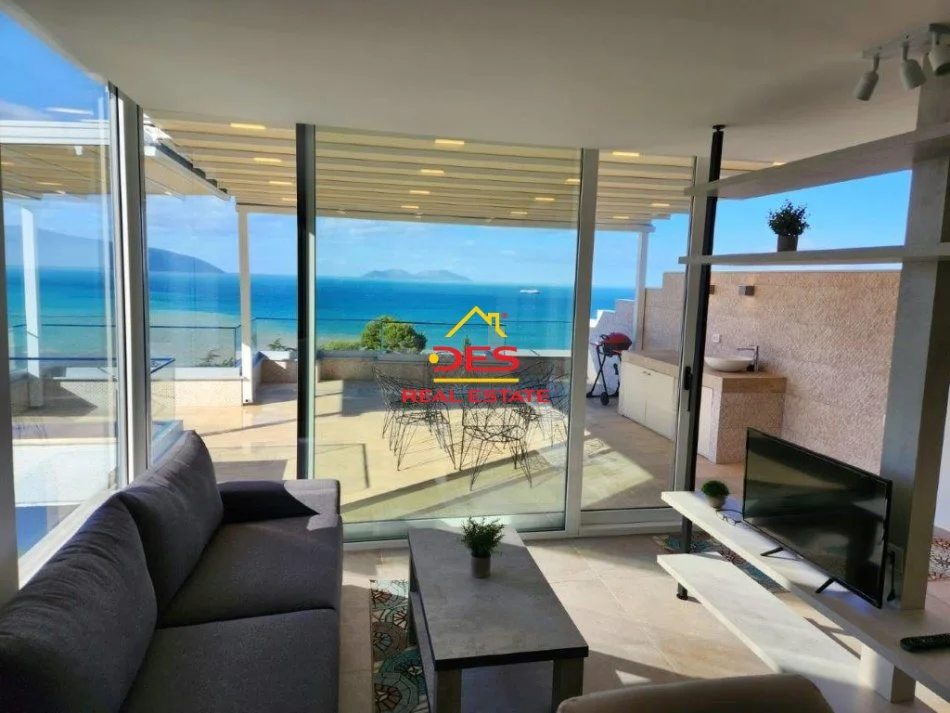 Vlore, shitet apartament+verande | Penthouse 2+1+Ballkon Kati 4, 140 m² 395.000 € (Rruga Dhimitër Konomi)