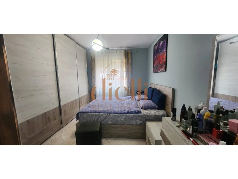Tirane, shitet apartament 2+1 , 100 m² 135.000 € (fresk)