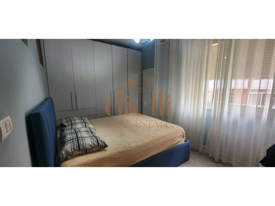 Tirane, shitet apartament 2+1 Kati 3, 100 m² 155.000 € (fresk ne cmim perfshihen dhe 2 poste parkimi)