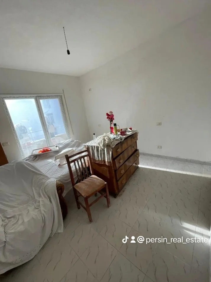 Shkembi Kavajes, shitet apartament 1+1+Ballkon Kati 4, 70 m² 65.000 € (Shkembi I kavajes)