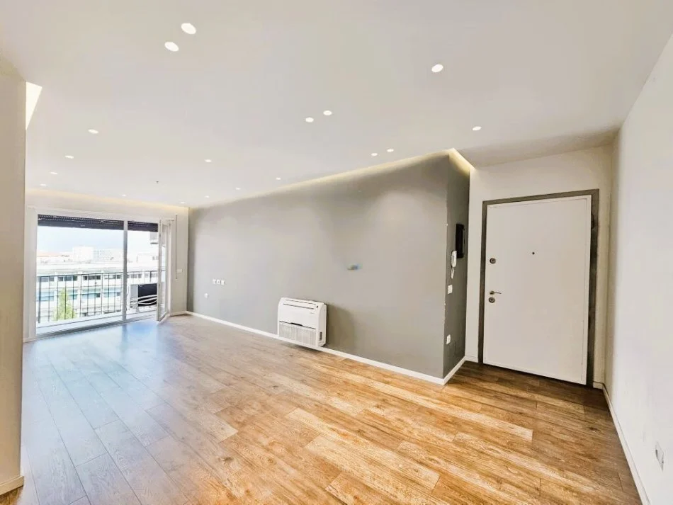 Tirane, shitet 3+1+Aneks+Ballkon Kati 6, 110 m² 295.000 € (21 DHJETORI)