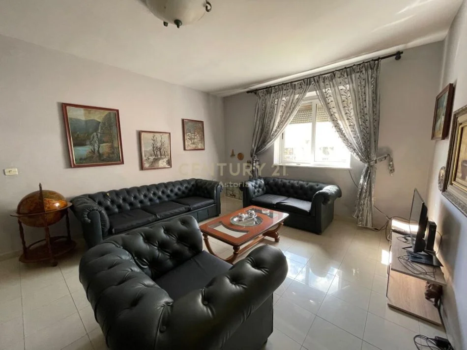 Tirane, jepet me qera apartament 2+1 Kati 3, 53 m² 600 € (Gjimnazi qemal stafa)